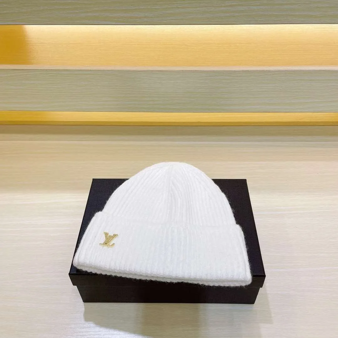 Louis Vuitton Ahead Beanie White - Image 3