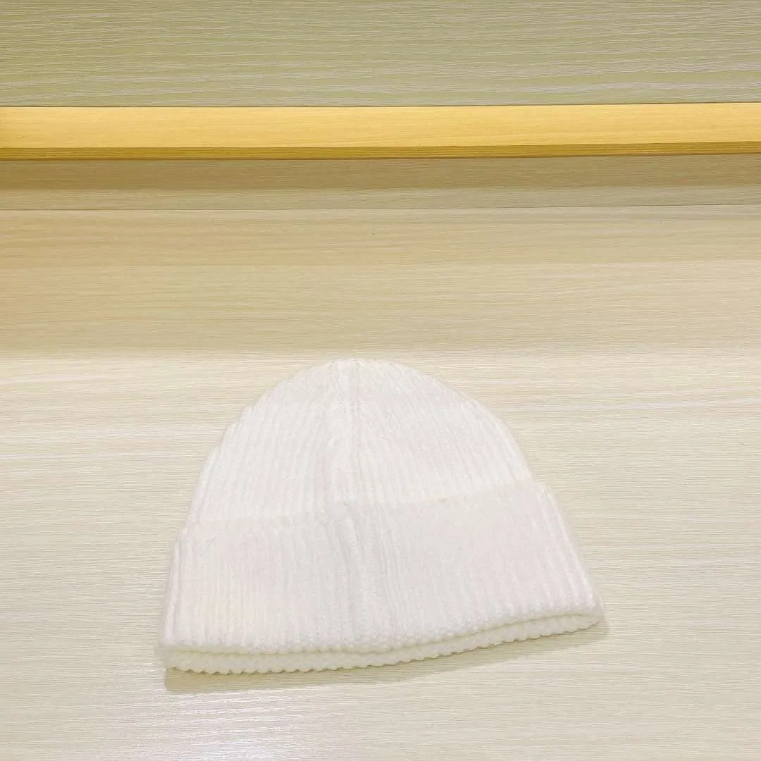Alternative view of Louis Vuitton Ahead Beanie White
