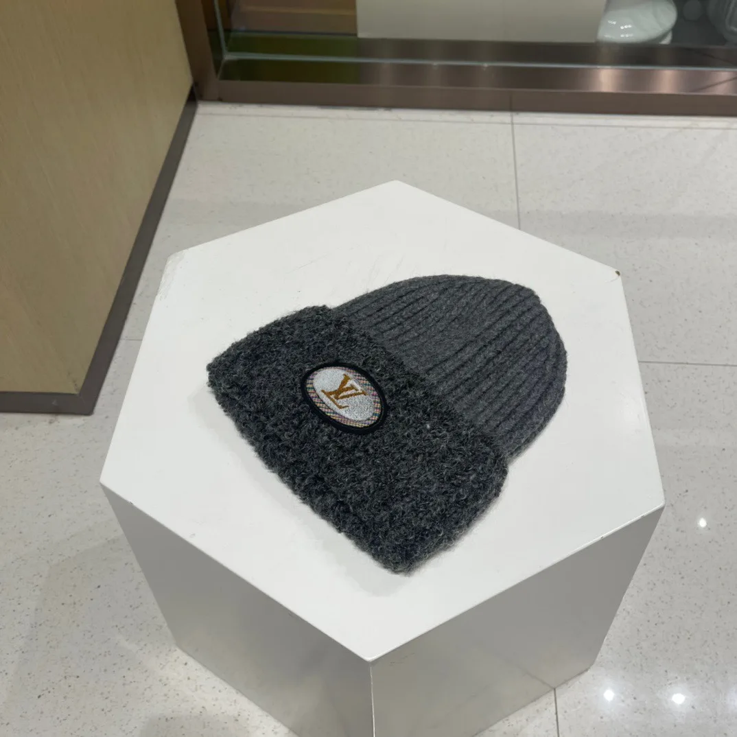 Louis Vuitton Ahead Beanie Grey - Image 5