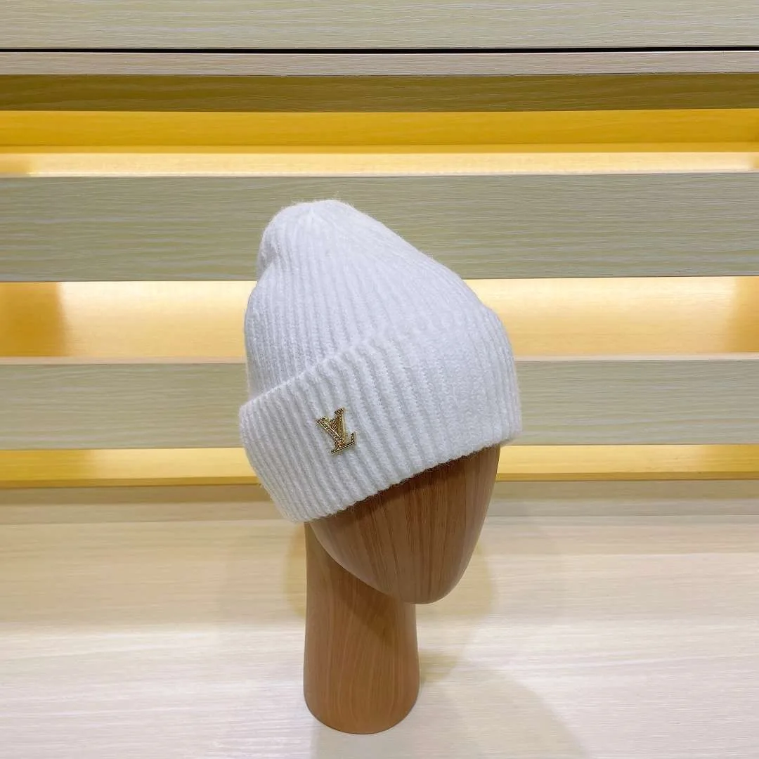 Louis Vuitton Ahead Beanie White - Image 7