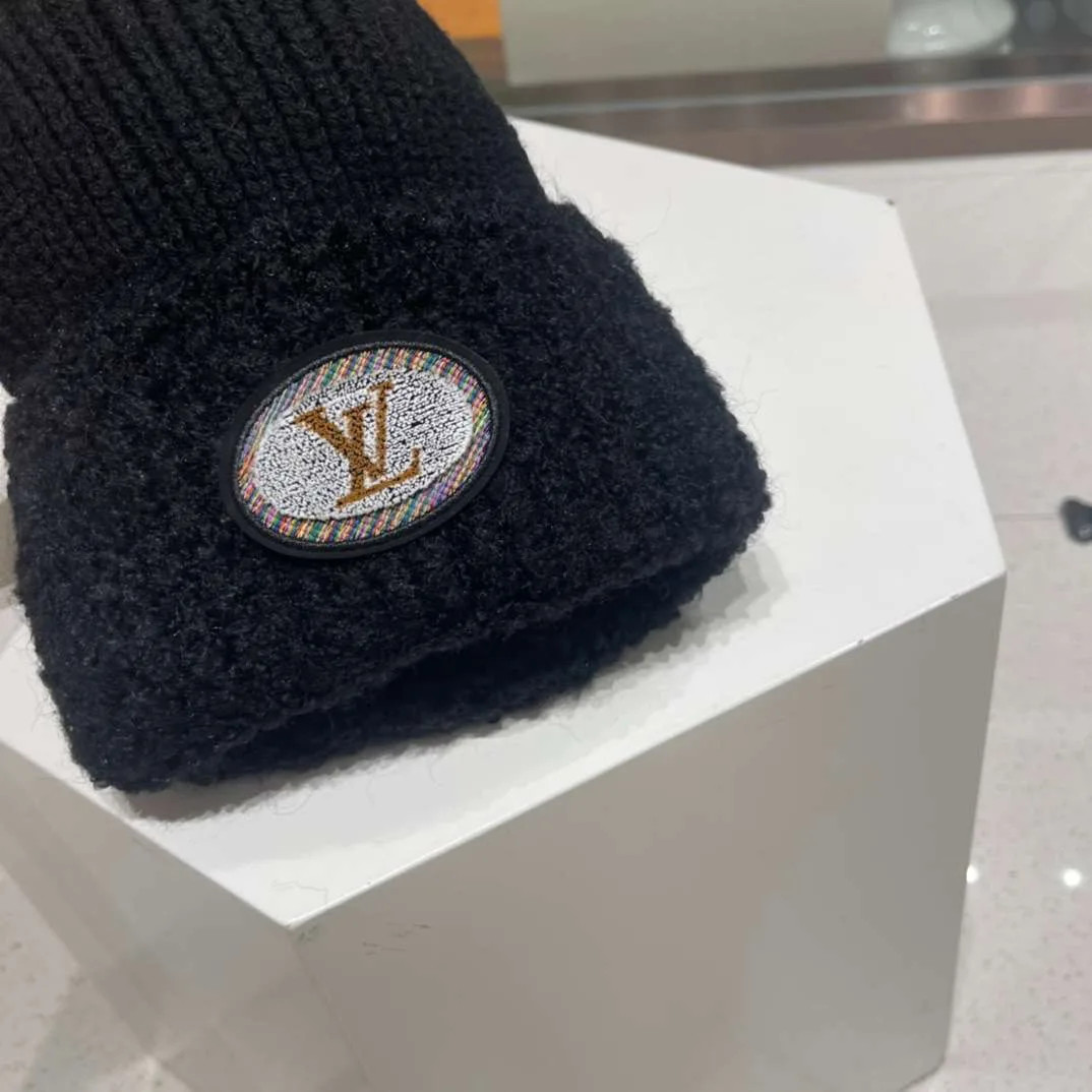 Louis Vuitton Ahead Beanie Black - Image 8
