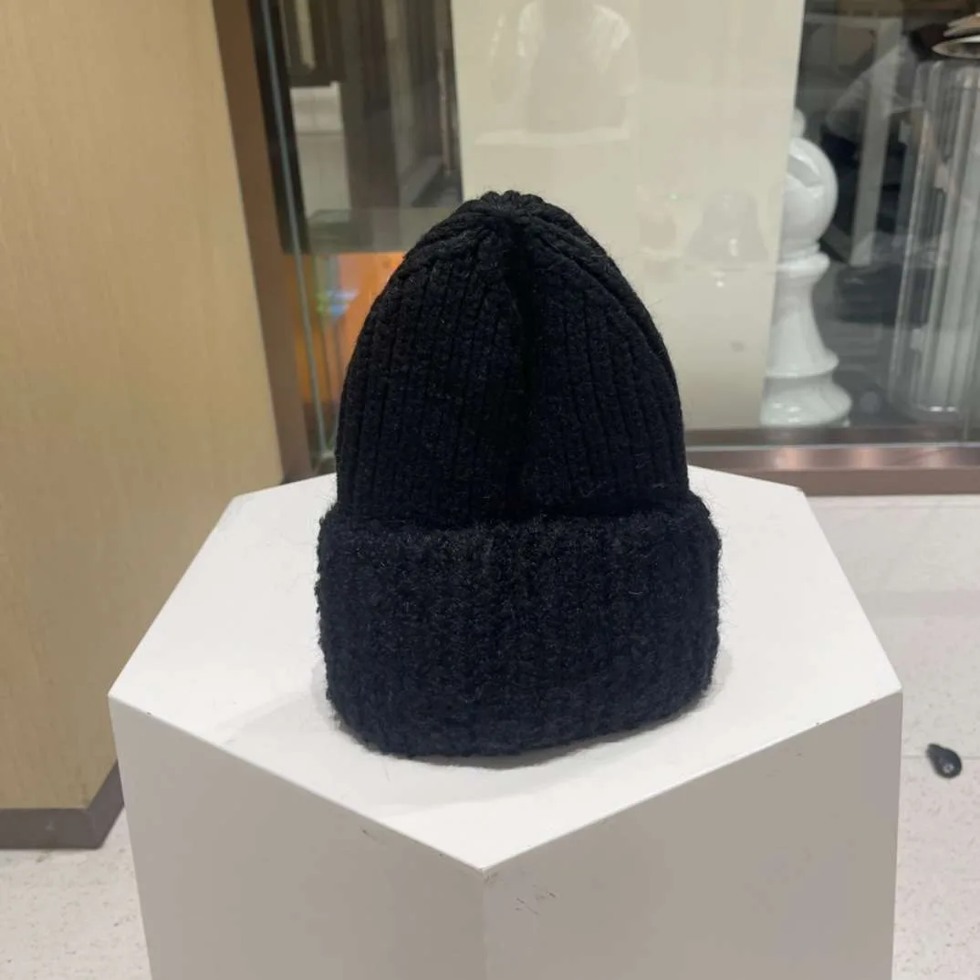 Louis Vuitton Ahead Beanie Black - Image 7