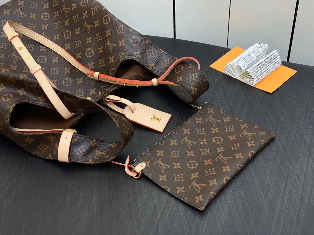Louis Vuitton Atlantis GM Brown / - Image 3