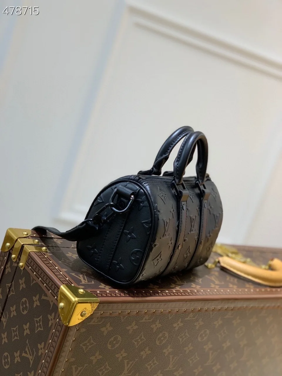 Louis Vuitton Keepall XS Monogram Seal Black Shoulder And Crossbody Bags / LV - Image 6