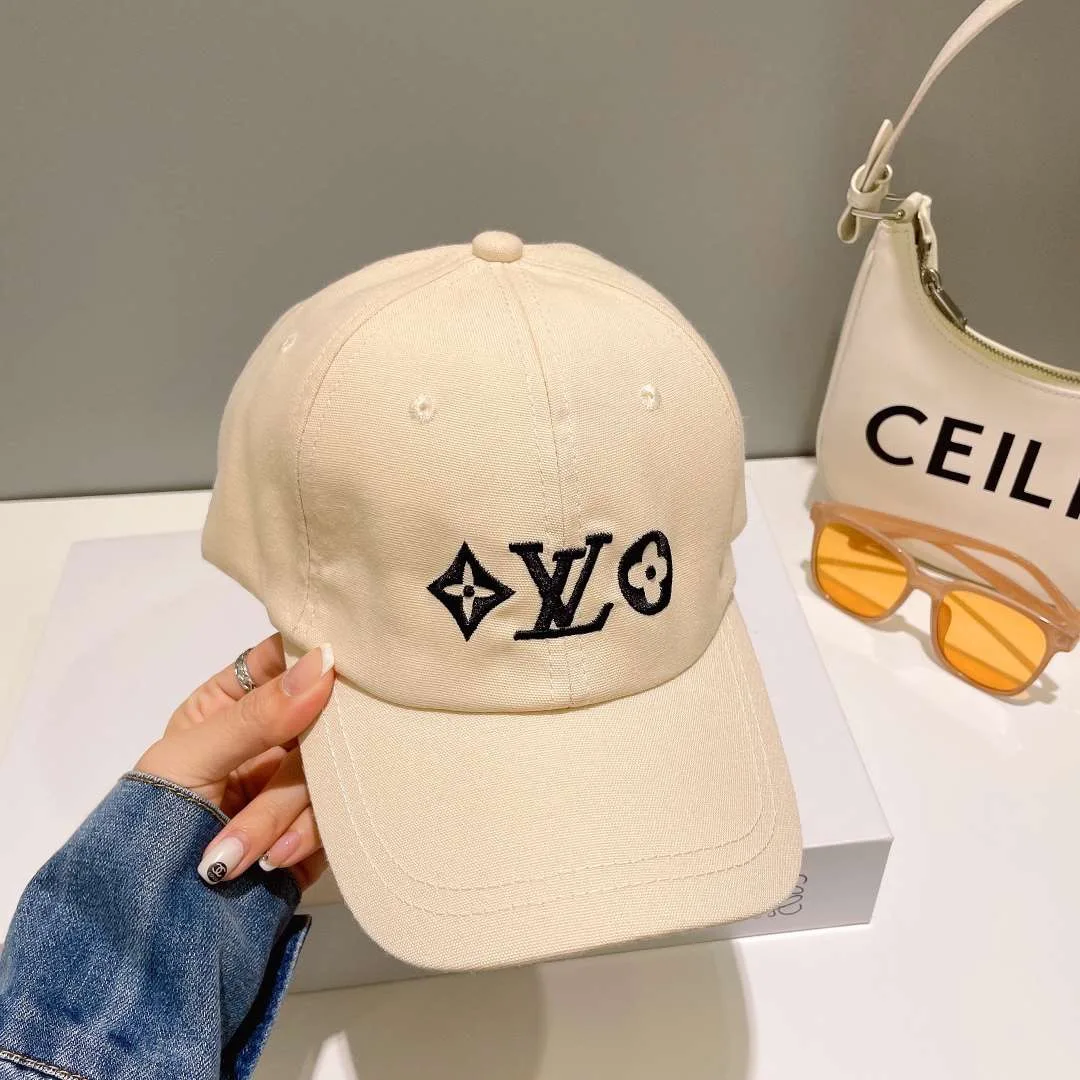 Louis Vuitton Baseball Cap Cream - Image 9