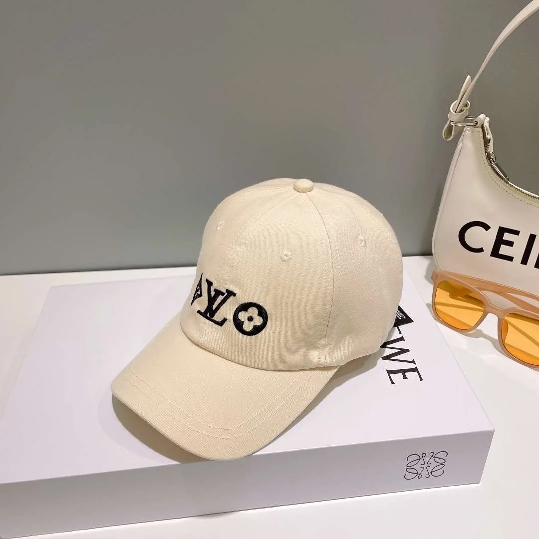 Louis Vuitton Baseball Cap Cream - Image 6