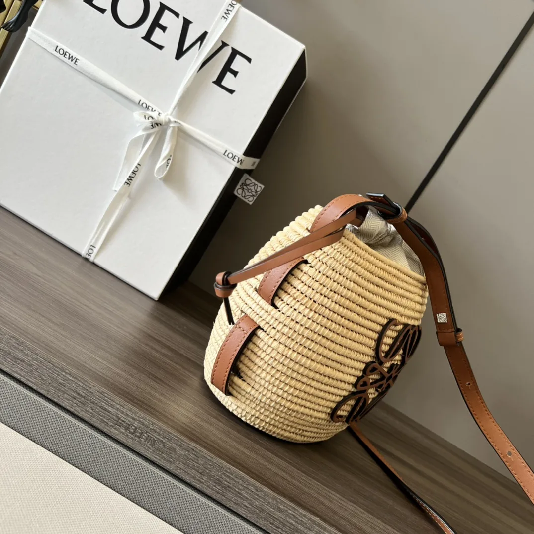 Alternative view of Loewe Beehive Basket Bag Beige/Brown / A223Z48X03