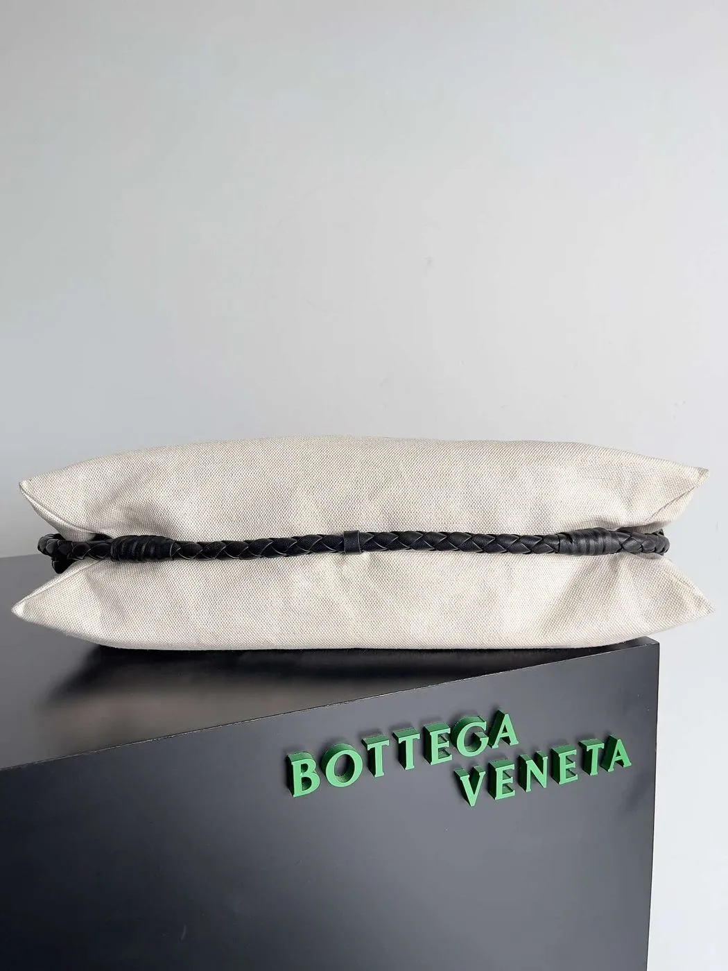 Bottega Veneta Quadronno Shoulder Bag Cream / - Image 5