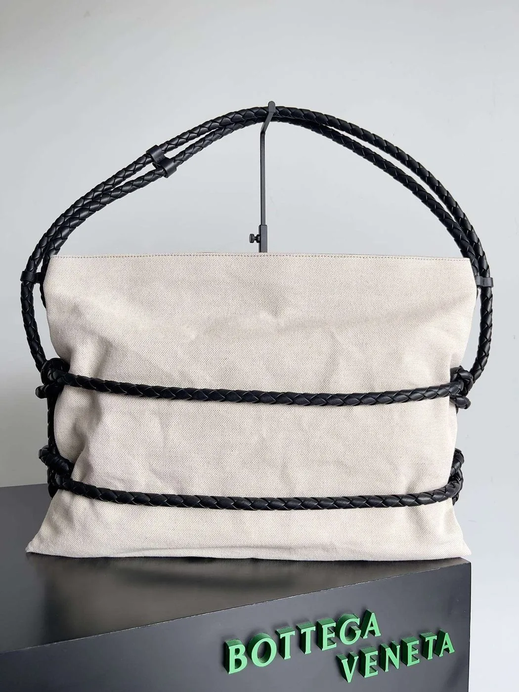 Bottega Veneta Quadronno Shoulder Bag Cream / - Image 3