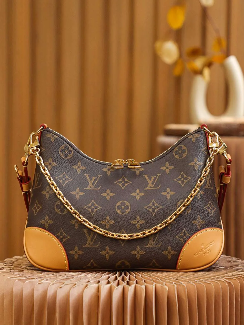 Alternative view of Louis Vuitton Boulogne PM Bag Brown /
