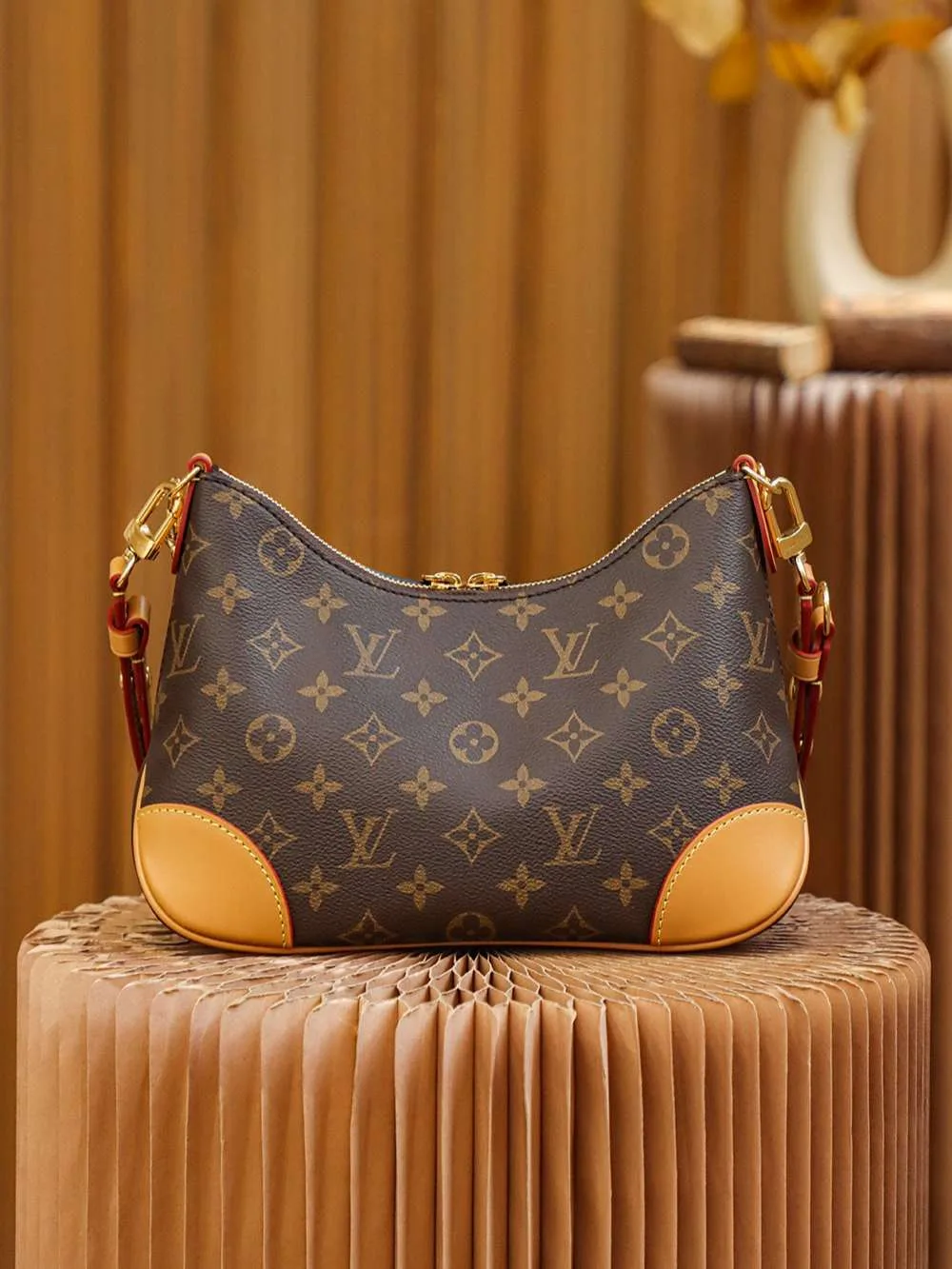 Louis Vuitton Boulogne PM Bag Brown / - Image 4