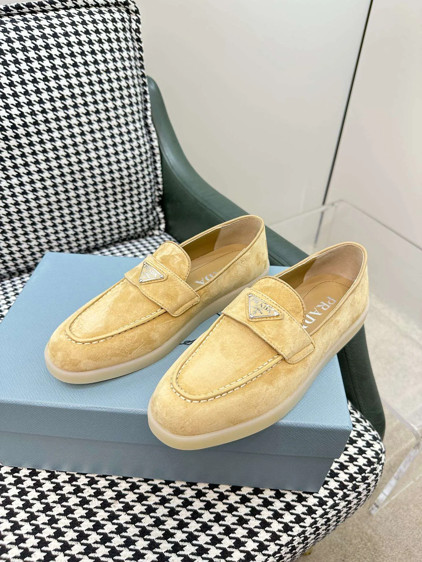 Prada Brushed Loafers Beige - Image 7