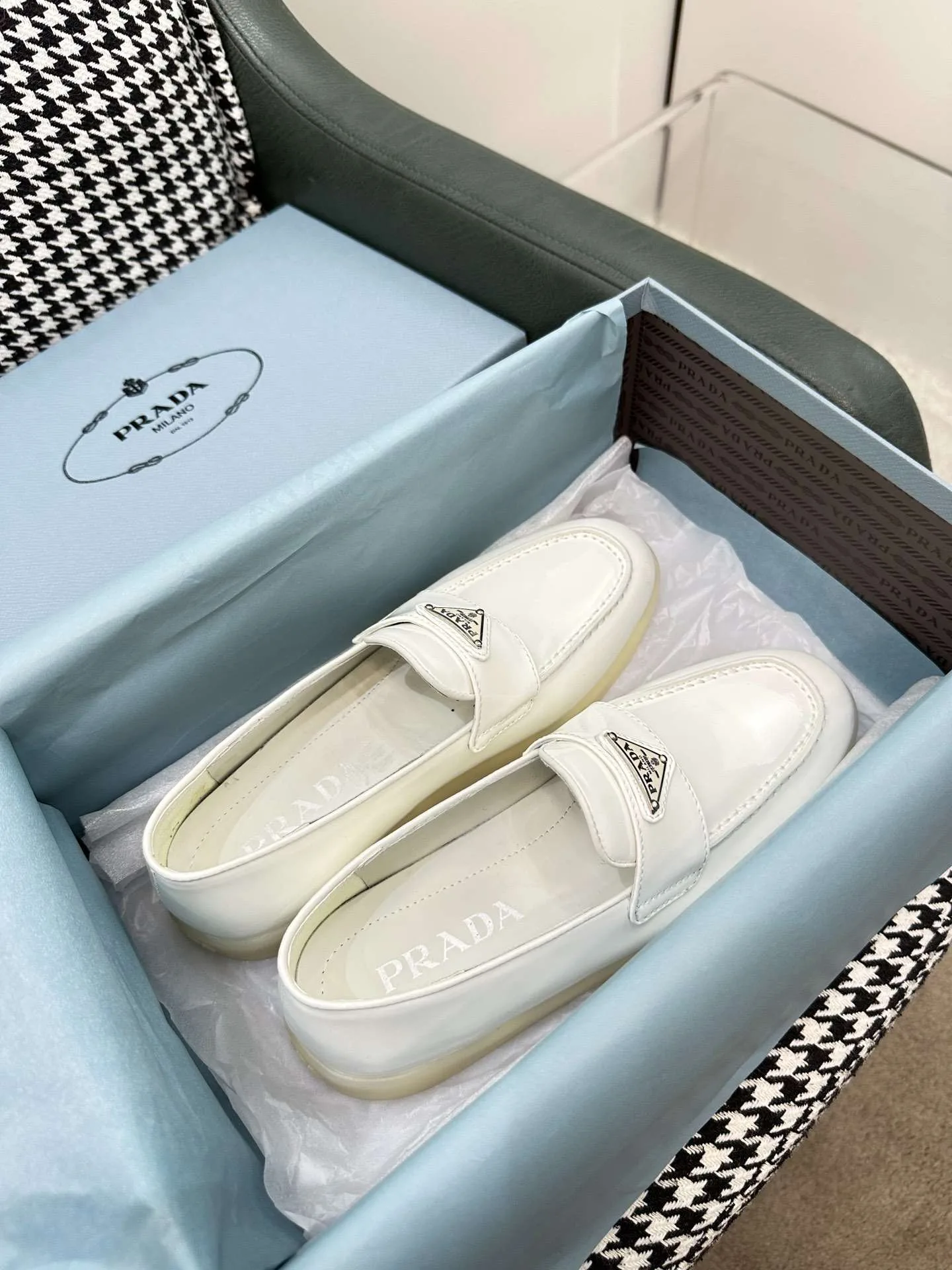 Prada Brushed Loafers White - Image 7