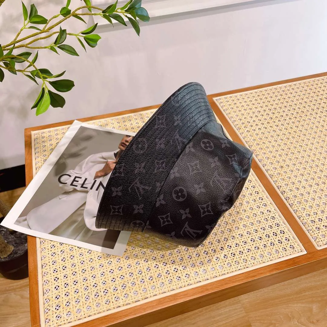 Louis Vuitton Monogram Bucket Hat Black - Image 8