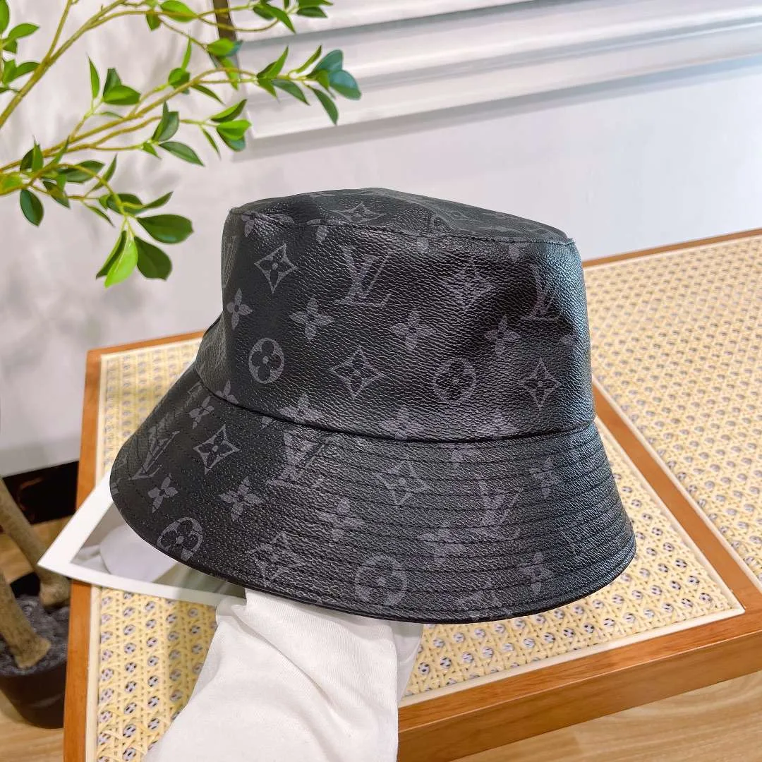 Louis Vuitton Monogram Bucket Hat Black - Image 3