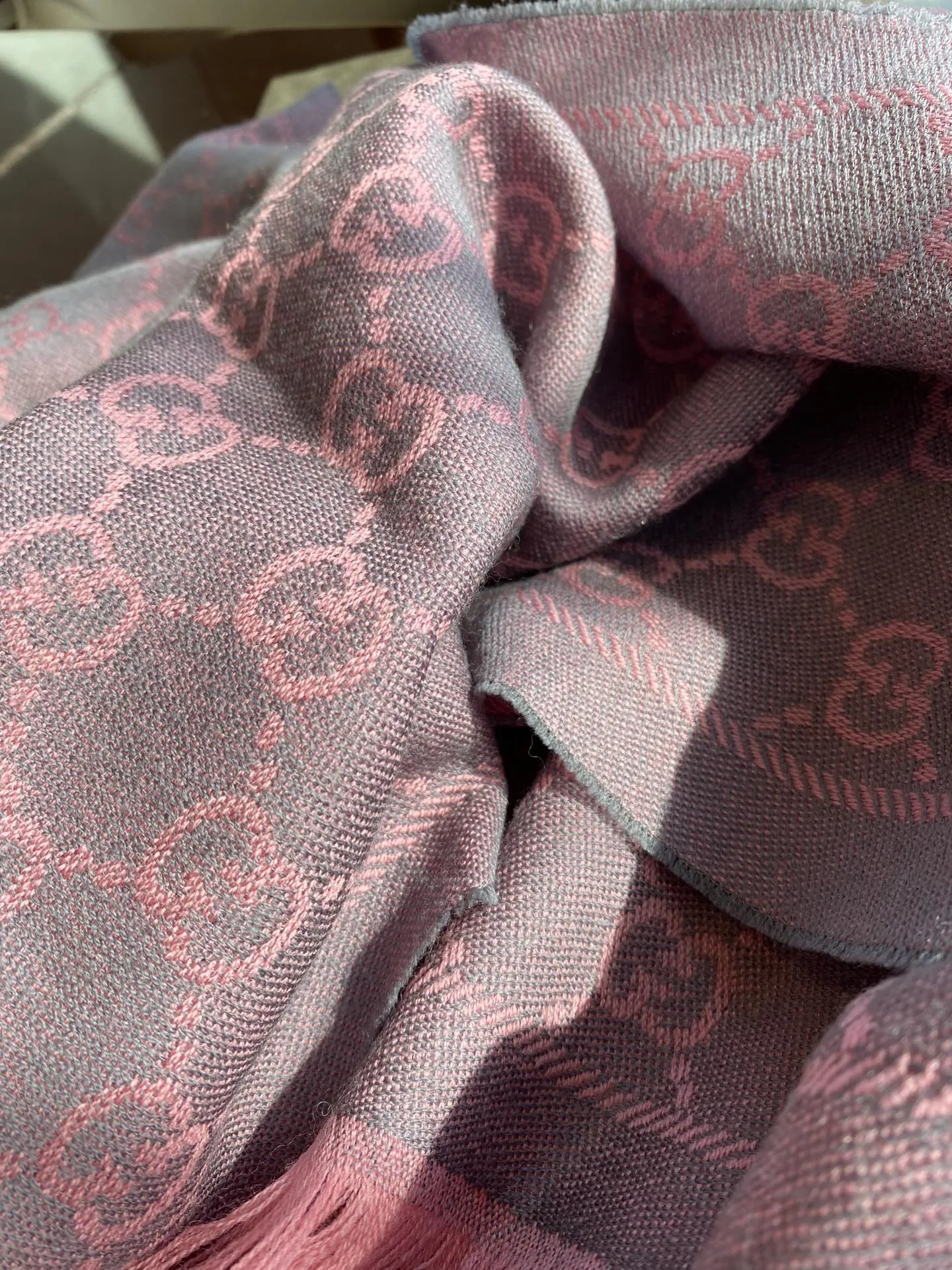 Gucci GG Lamé Lacquard Stole Scarf Pink / - Image 6
