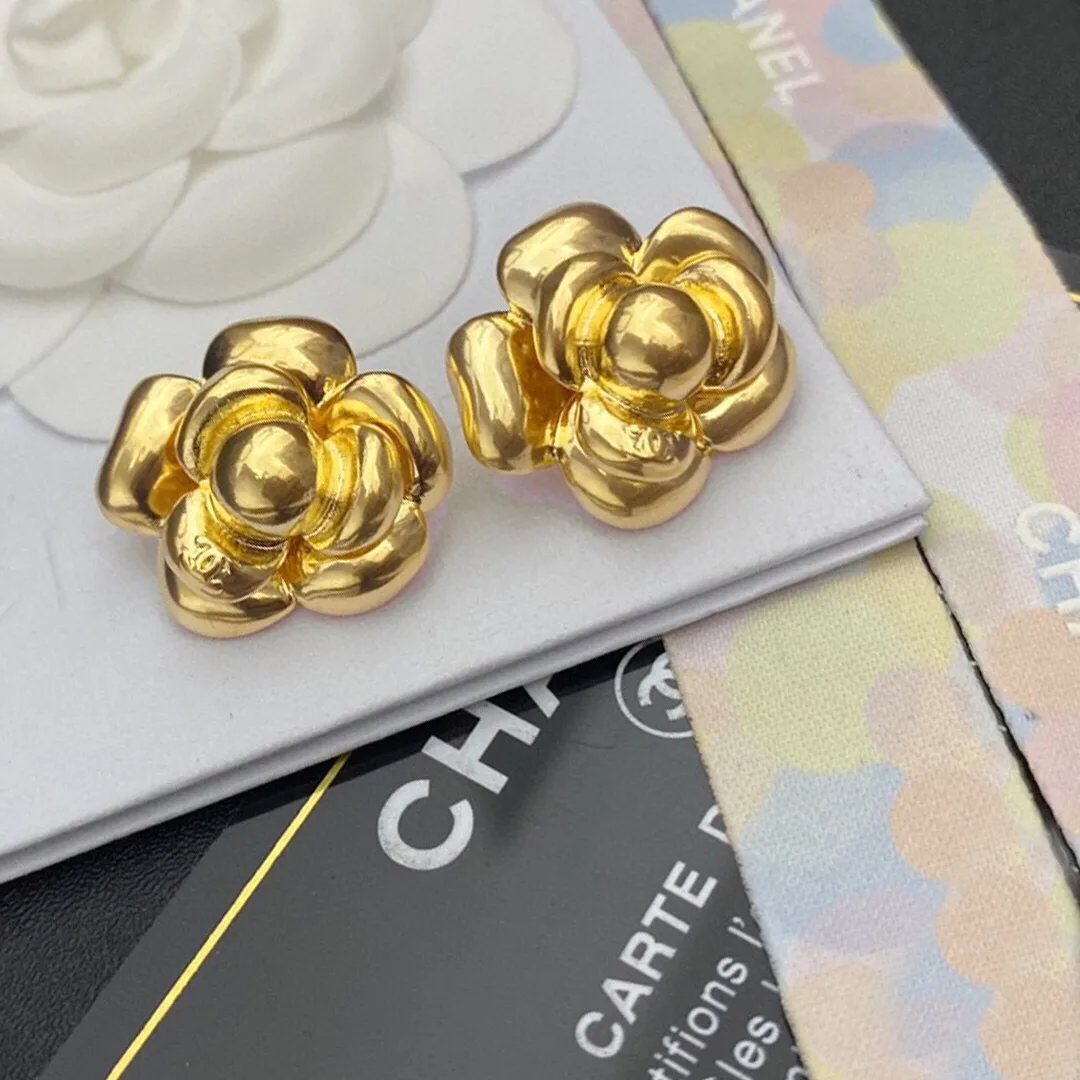 Chanel Camellia Stud Earrings Gold - Image 5