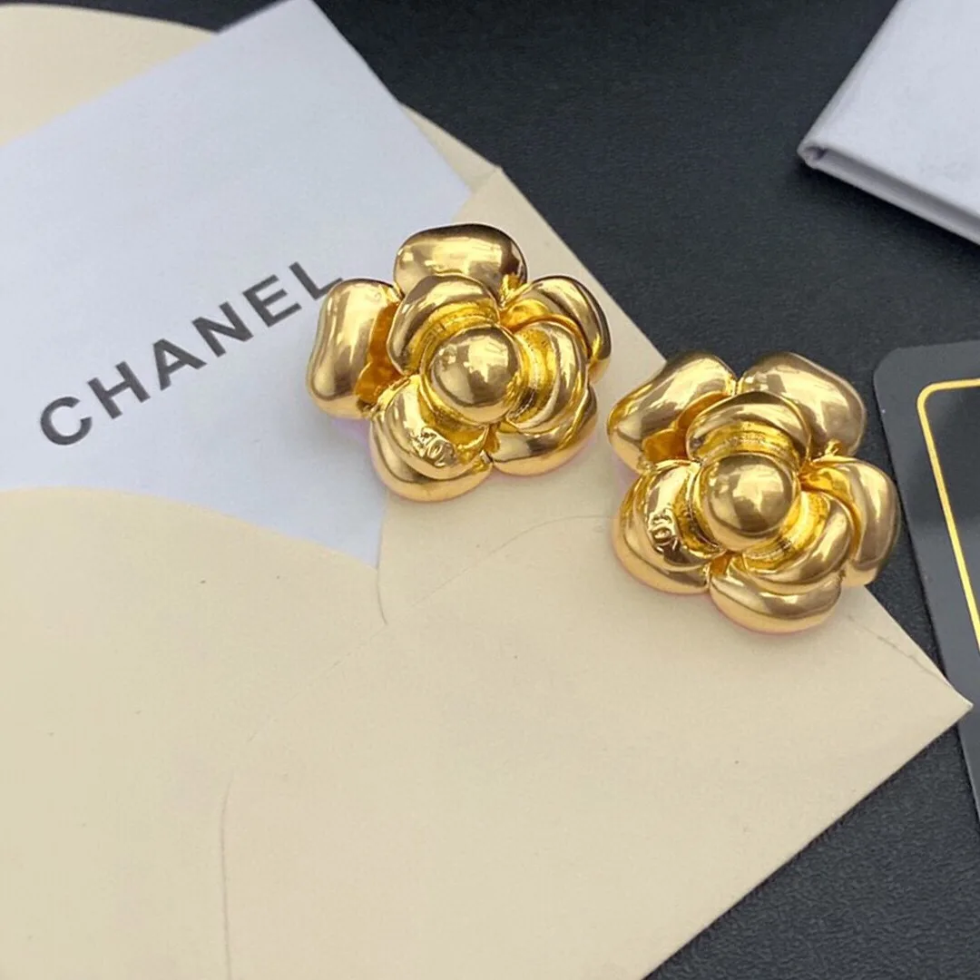 Chanel Camellia Stud Earrings Gold - Image 7