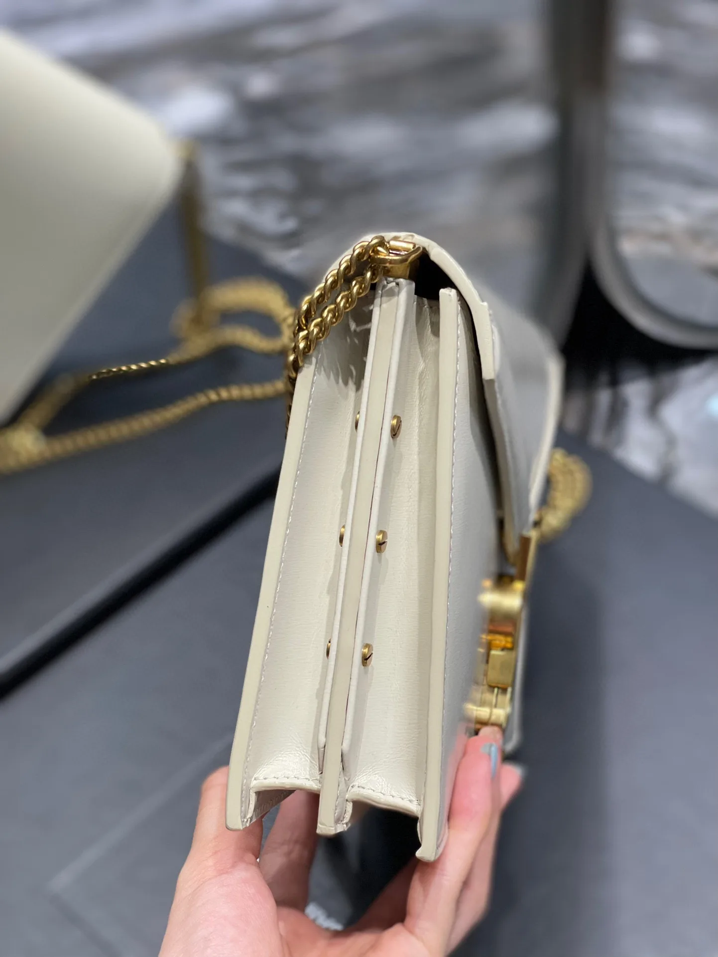 Saint Laurent Cassandra Medium Shoulder Bag / White Gold Hardware - Image 5
