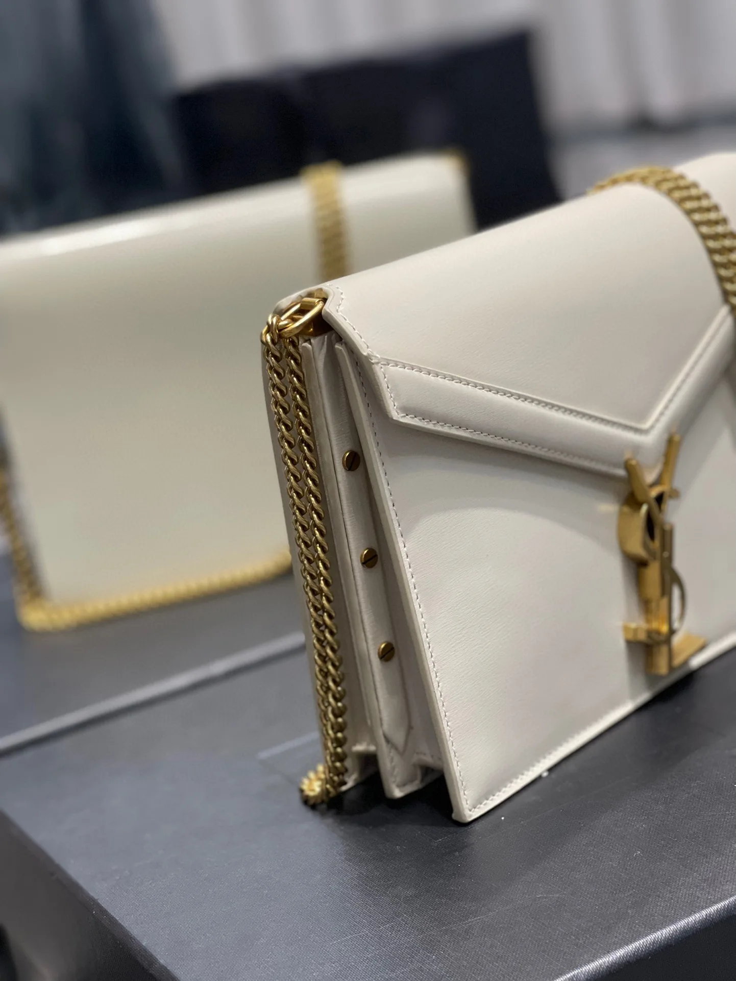 Saint Laurent Cassandra Medium Shoulder Bag / White Gold Hardware - Image 4