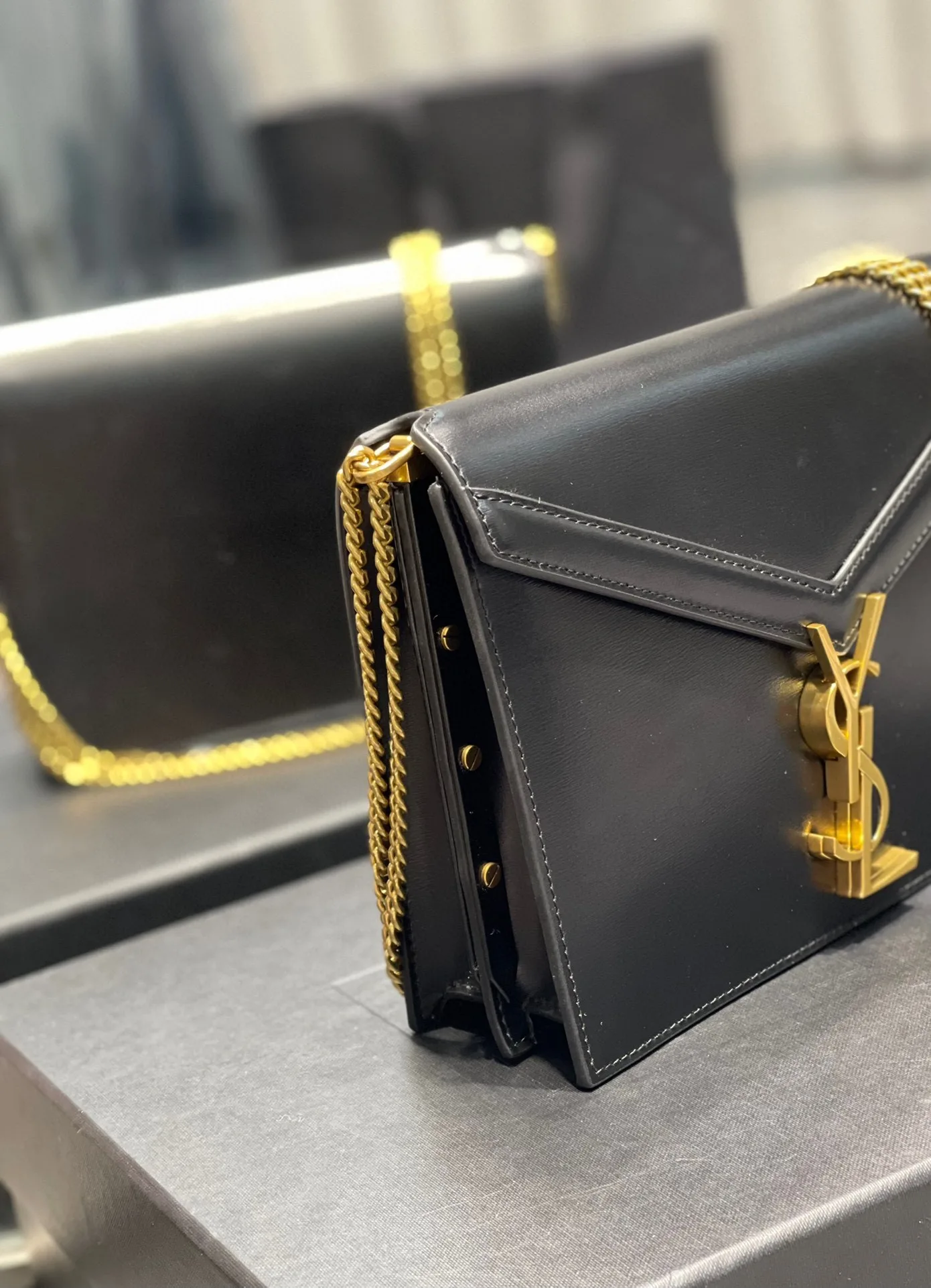 Saint Laurent Cassandra Medium Shoulder Bag / Black Gold Hardware - Image 5