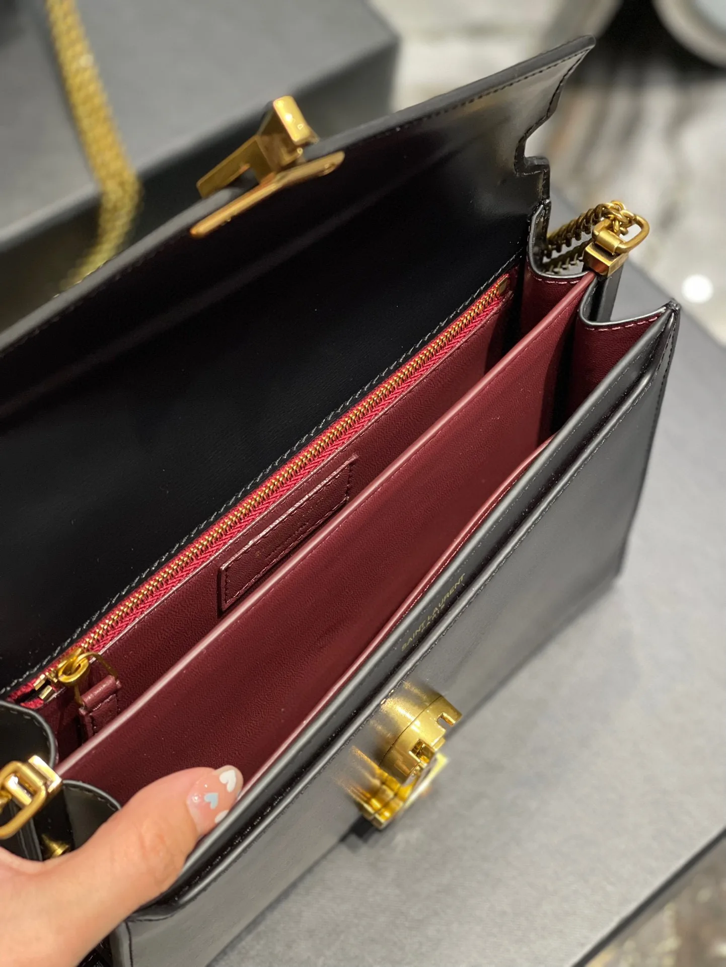Saint Laurent Cassandra Medium Shoulder Bag / Black Gold Hardware - Image 11