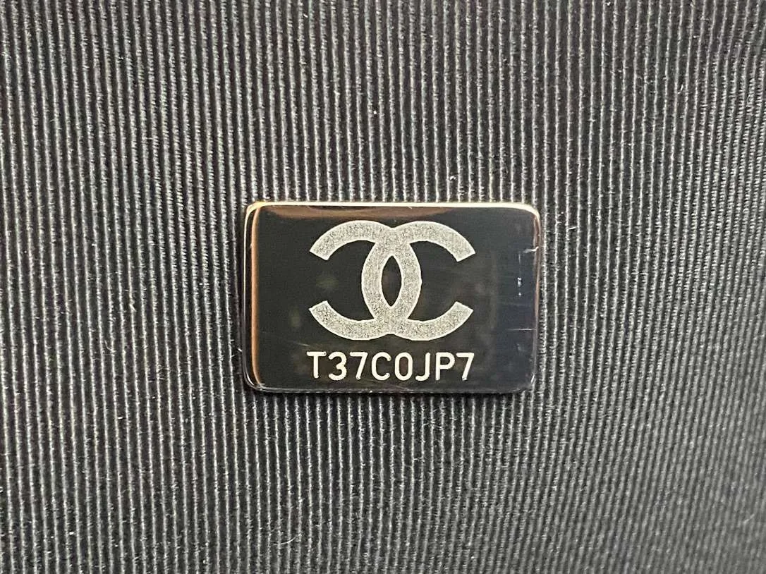 Chanel Airport Bag Silver/White/Black/Grey / - Image 20