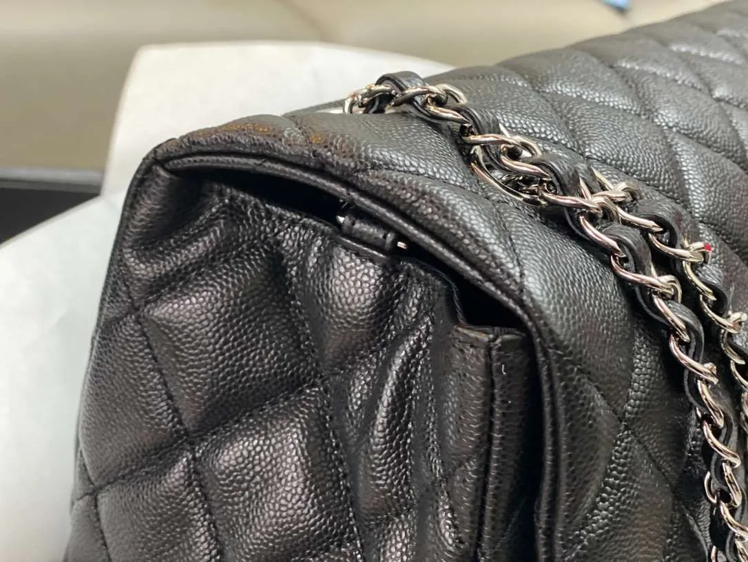 Chanel Airport Bag Silver/White/Black/Grey / - Image 24
