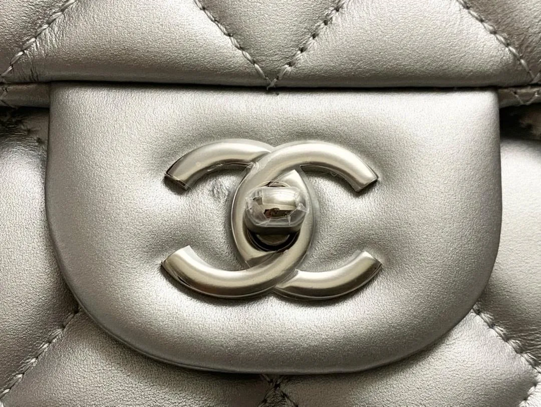Chanel Airport Bag Silver/White/Black/Grey / - Image 14