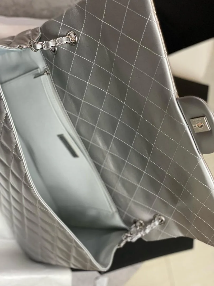 Chanel Airport Bag Silver/White/Black/Grey / - Image 15