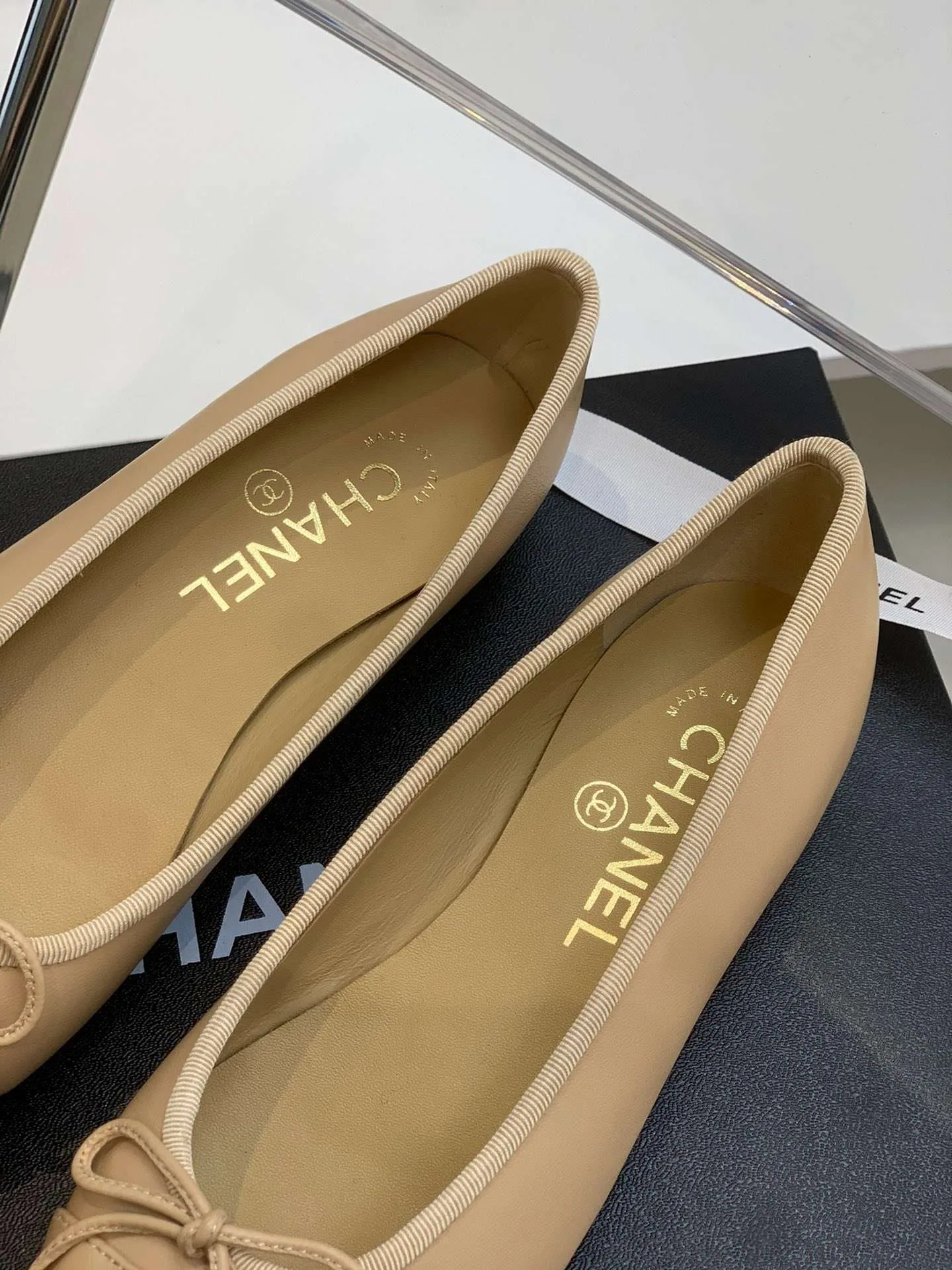 Chanel Ballet Flats Cream - Image 5