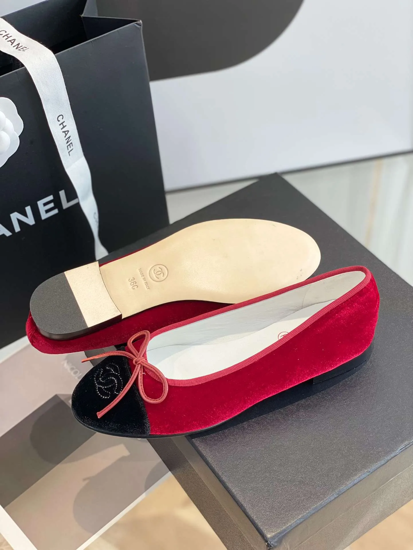 Chanel Ballet Flats Red - Image 3