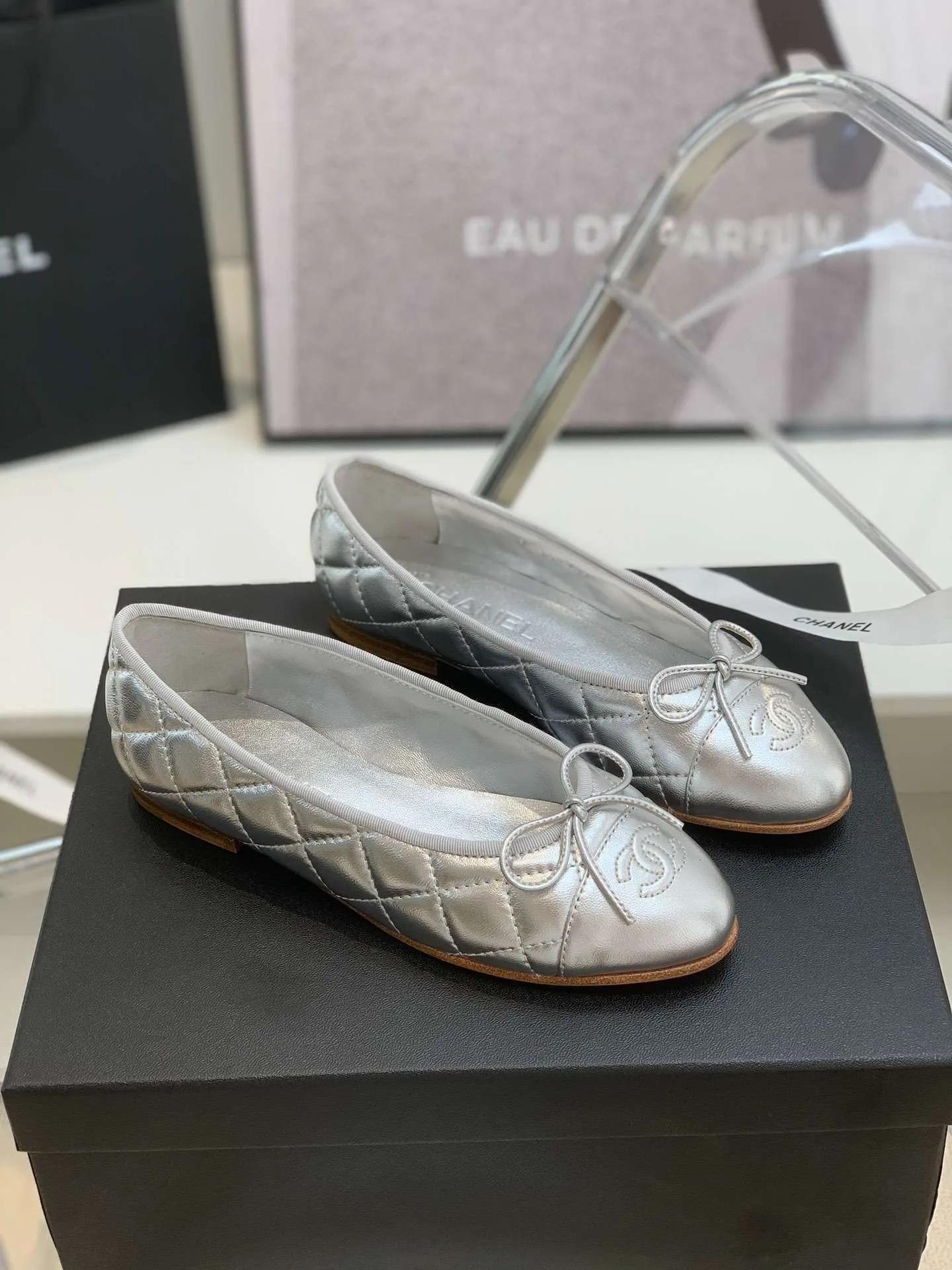 Chanel Ballet Flats Silver - Image 4