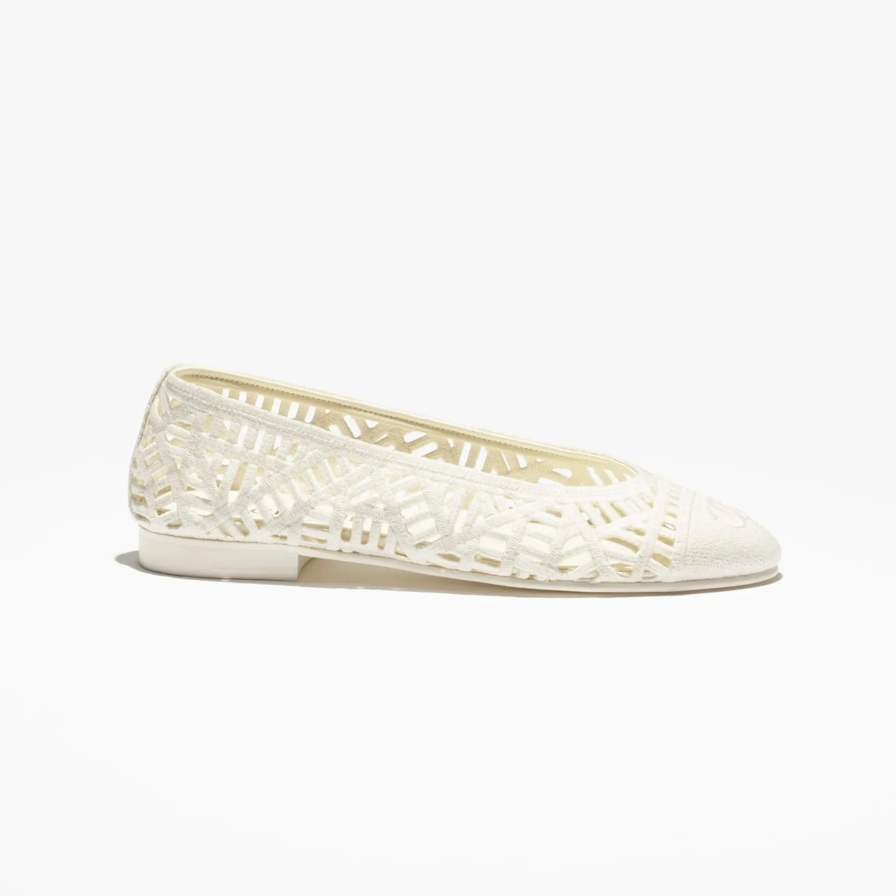Alternative view of Chanel Ballet Flats Ivory --U5360