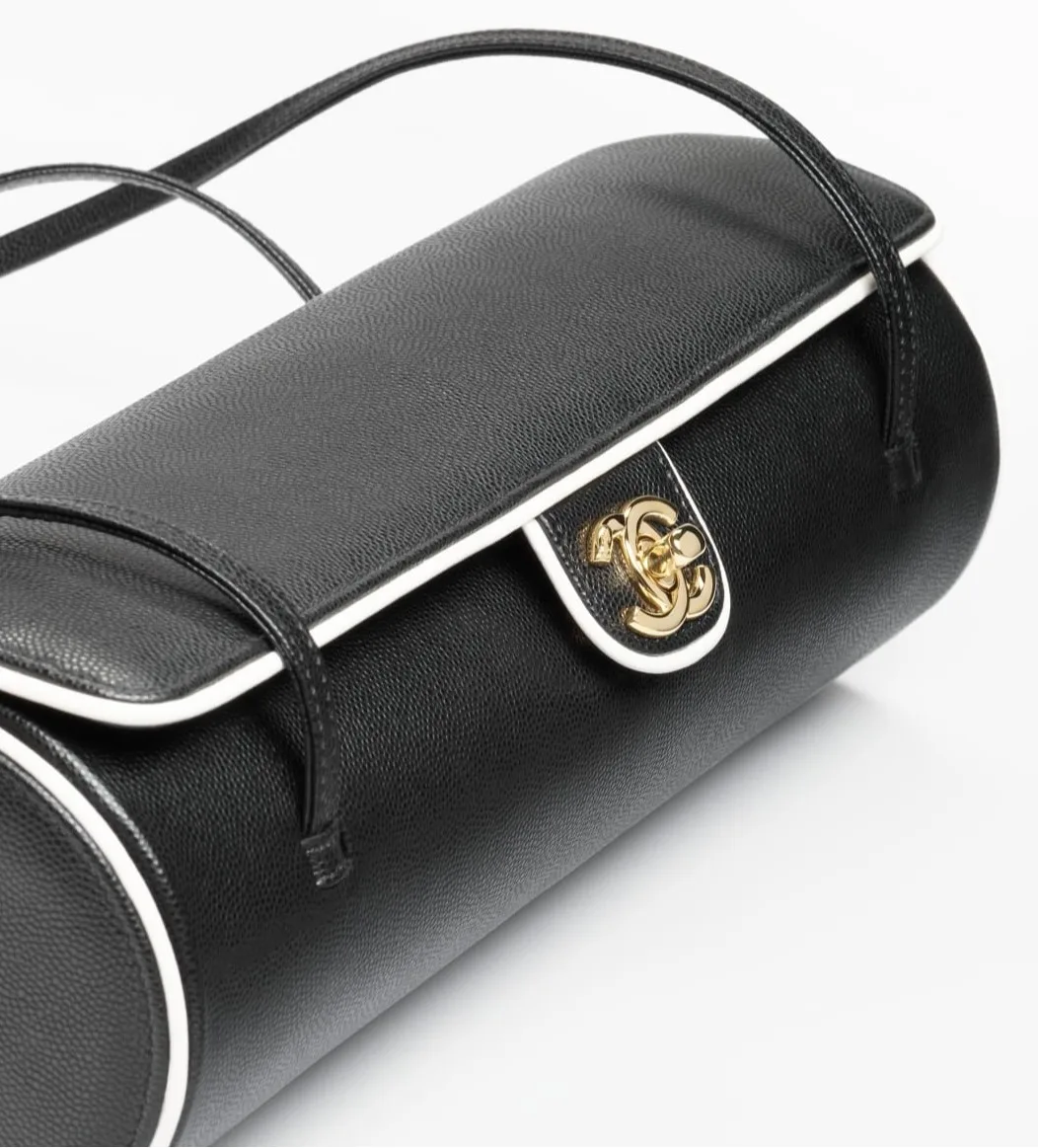 Chanel Bowling Large Shoulder Bag / Black/ White Gold Hardware - Image 4