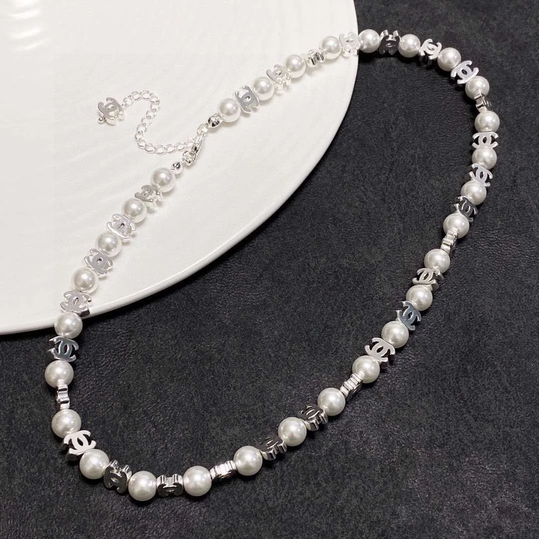 Alternative view of Chanel CC Pearl Necklace White