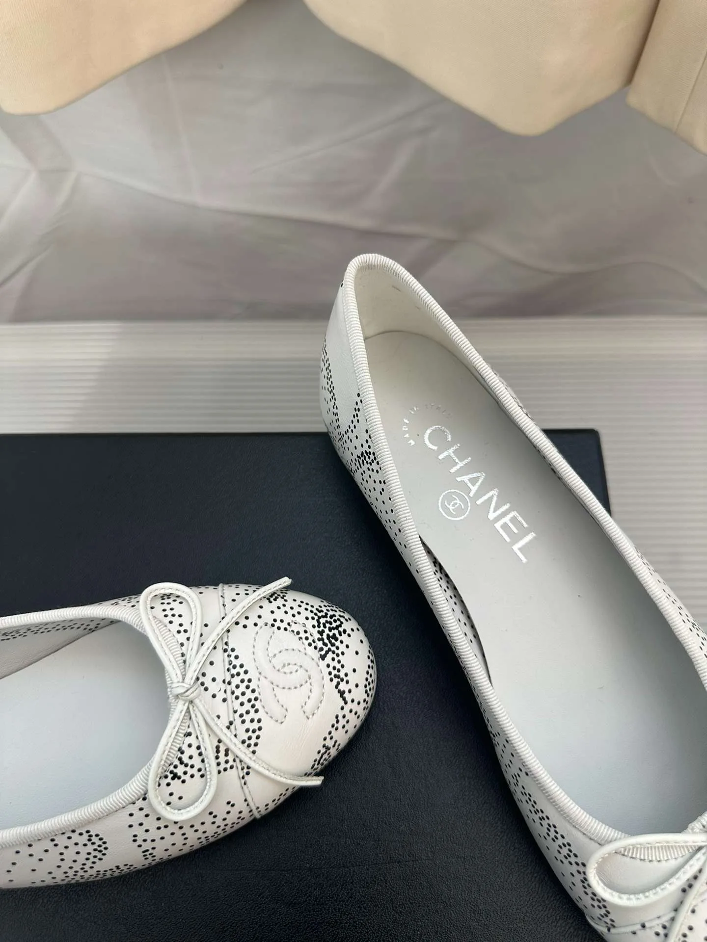 Chanel Cambon Ballet Flats White - Image 7