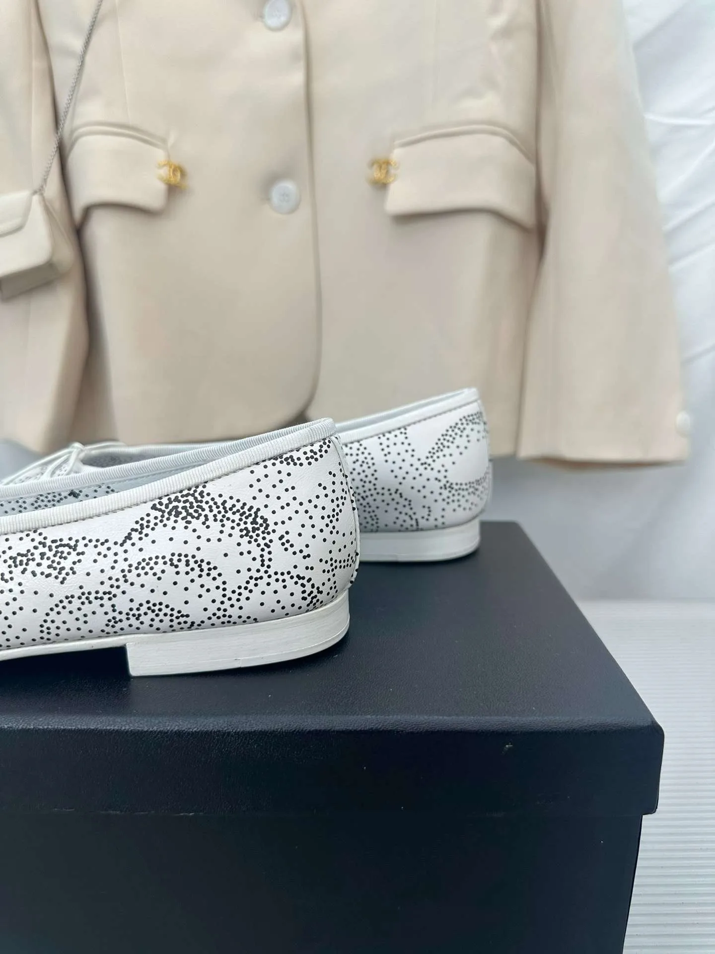 Chanel Cambon Ballet Flats White - Image 6