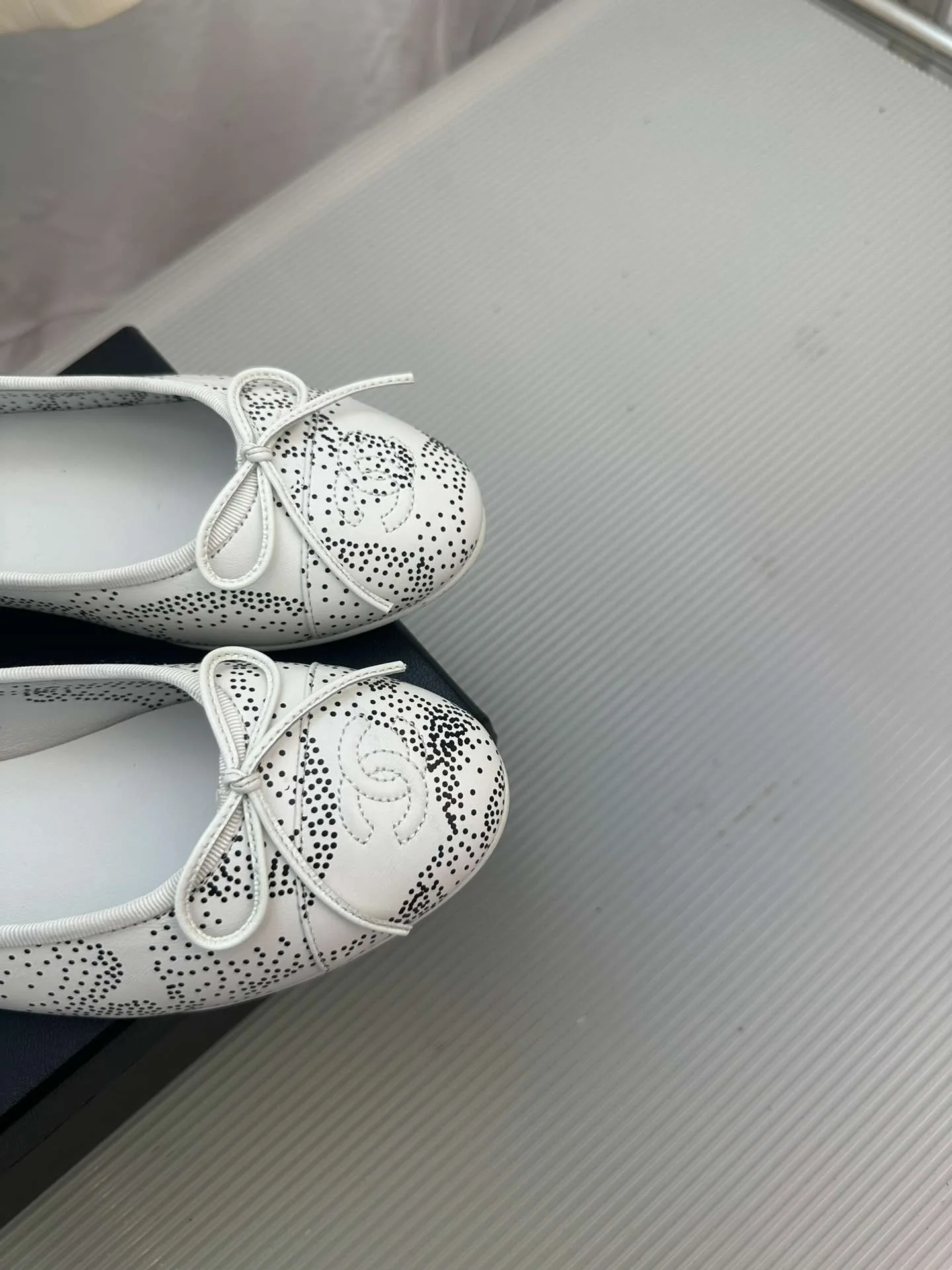 Alternative view of Chanel Cambon Ballet Flats White