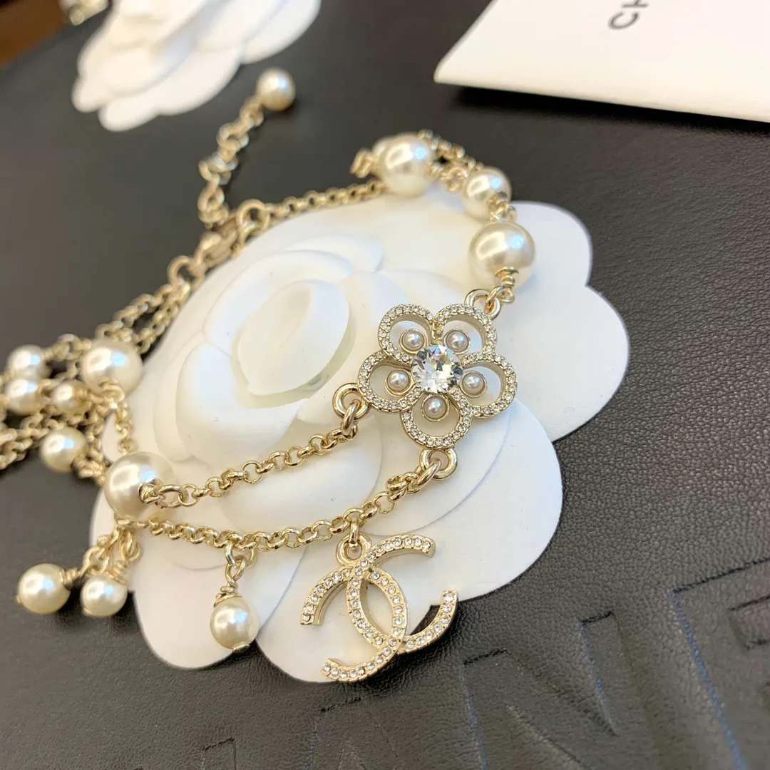 Chanel Camellia Pearl Necklace Gold - Image 5