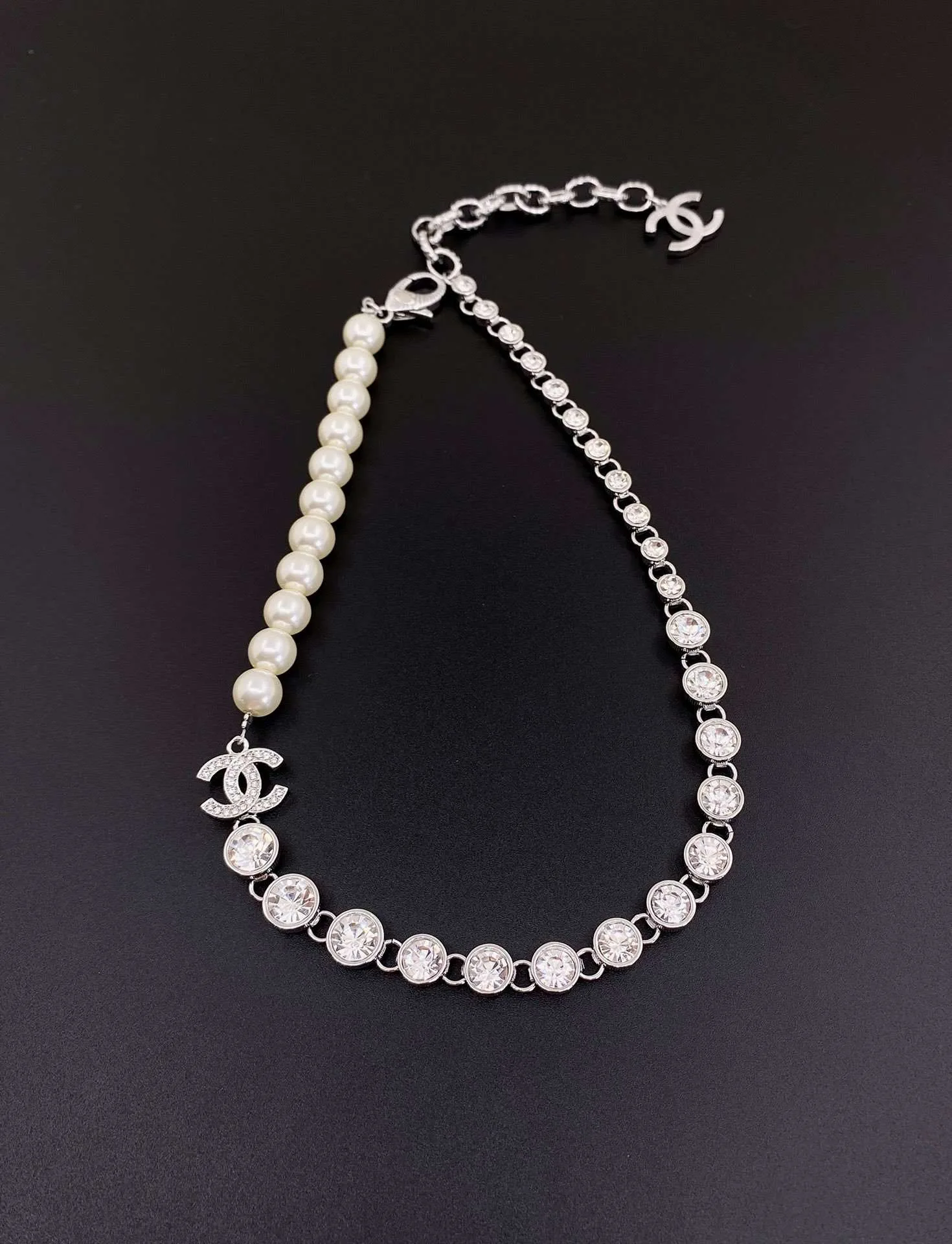 Chanel Chain Pearl Necklace White - Image 7