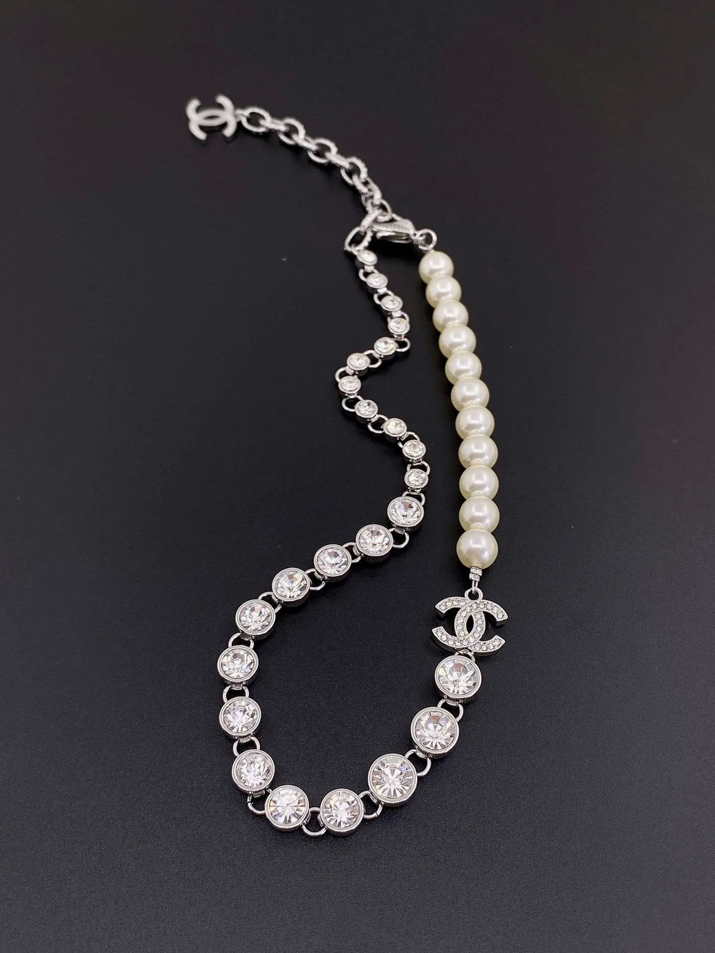 Alternative view of Chanel Chain Pearl Necklace White