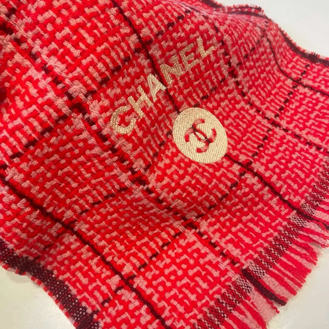 Chanel Classic Little Fragrance Pattern Scarf Red - Image 6