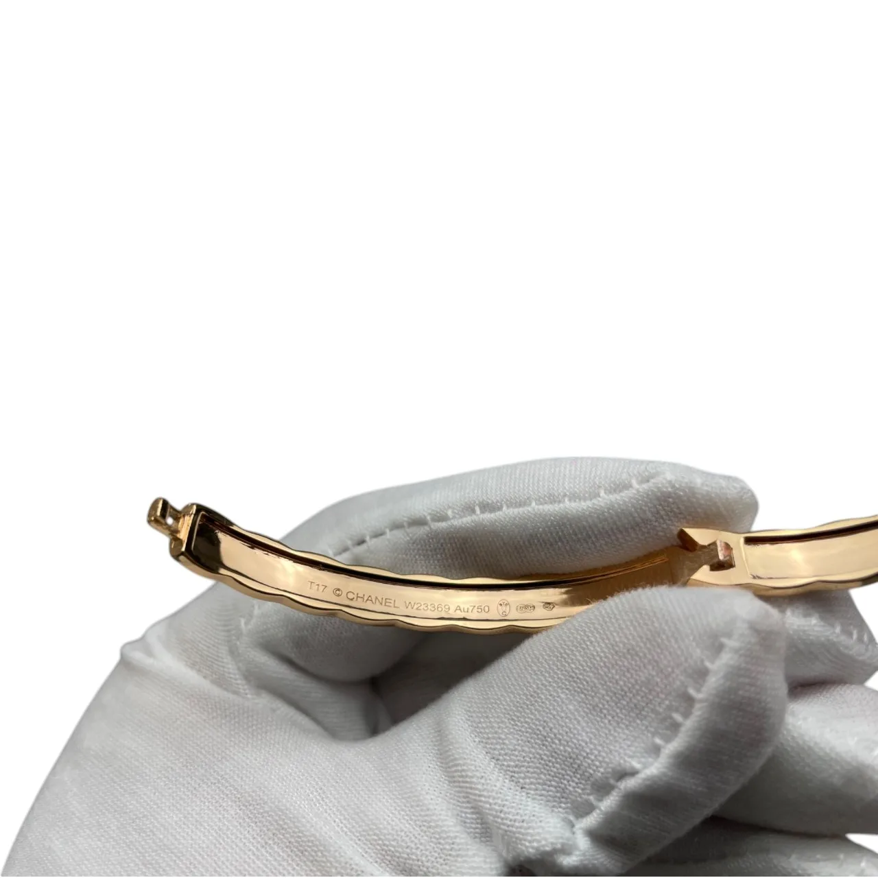 Special Set Chanel: Classic Flap Bag + Coco Crush Bracelet - Image 12