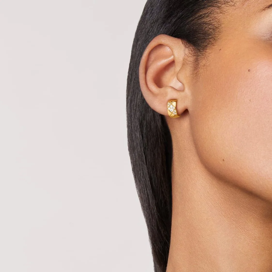 Chanel Coco Crush Earrings Gold Hardware - Image 2