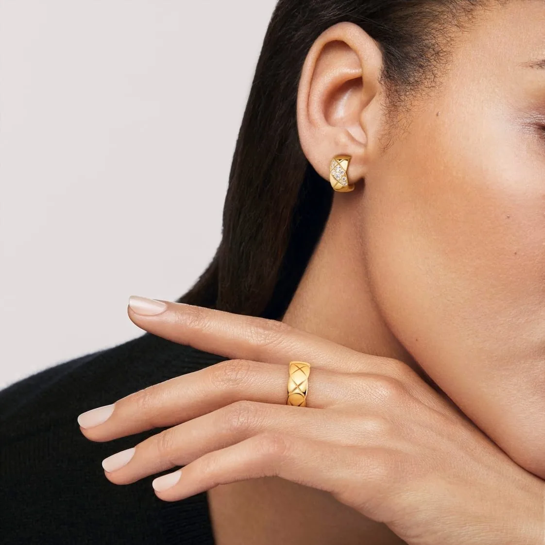 Chanel Coco Crush Earrings Gold Hardware - Image 3