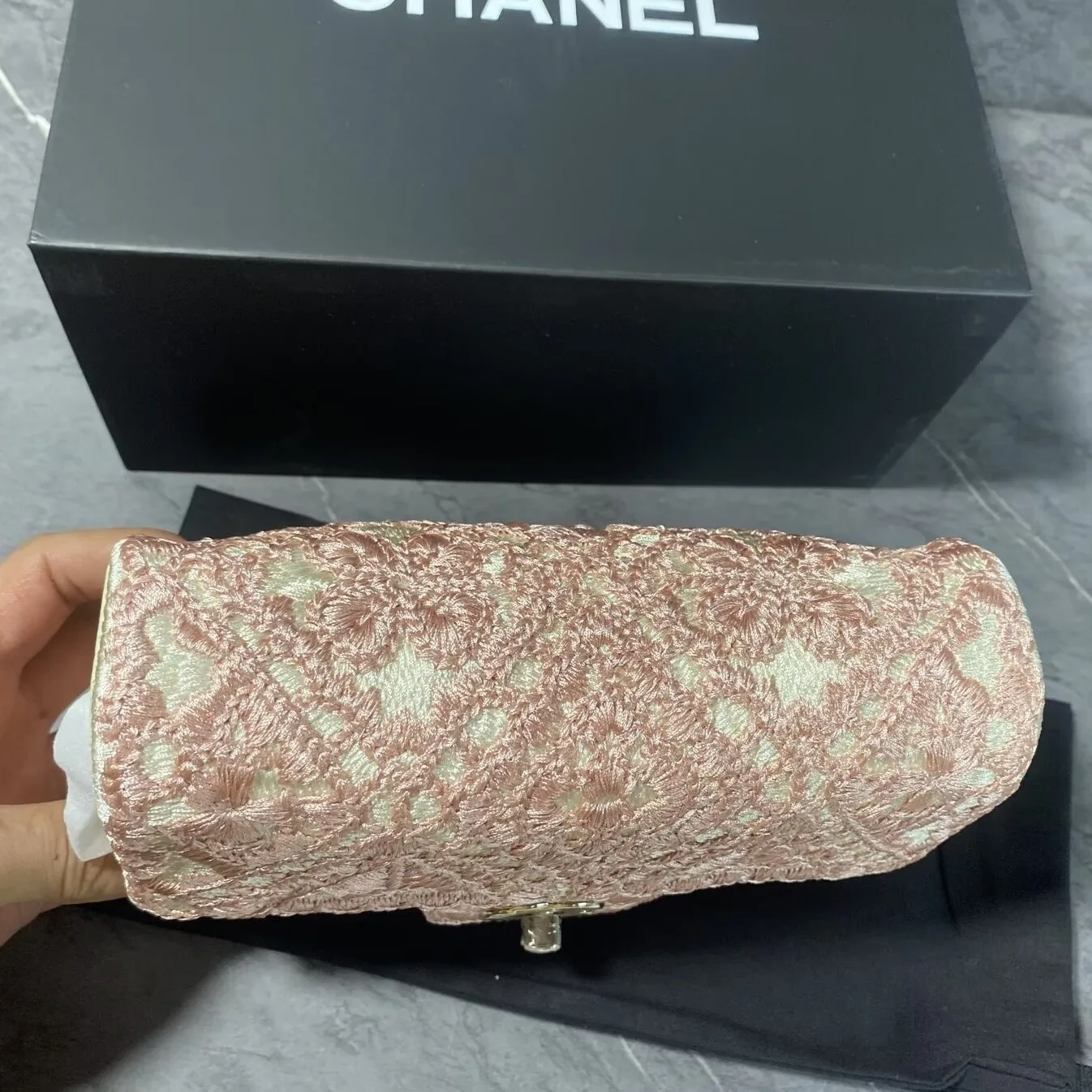Chanel Crochet Small Flap Bag Crossbody / Pink Gold Hardware - Image 5