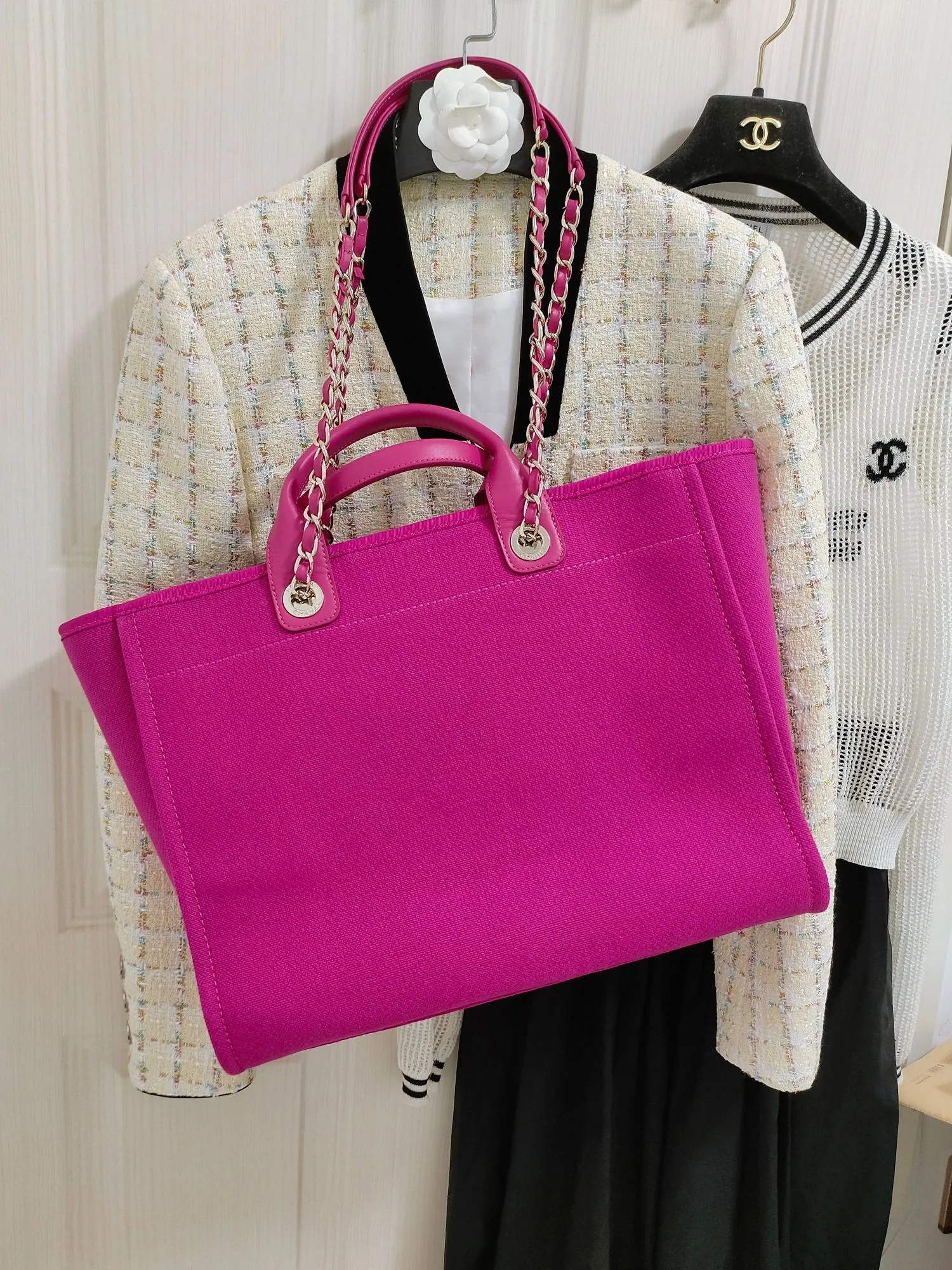 Chanel Deauville Tote Bag Pouch Pink / - Image 4