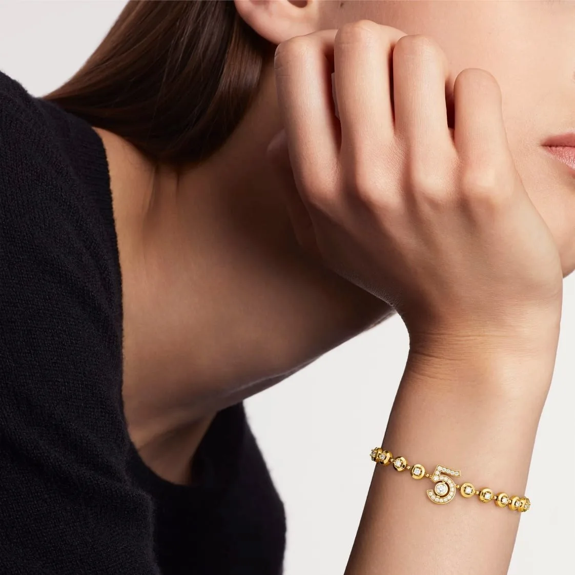 Chanel Eternal N°5 Bracelet Gold Hardware - Image 3