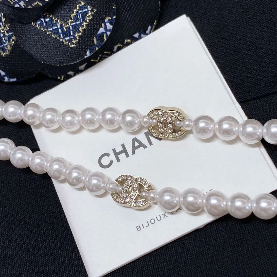 Chanel Flower Necklace White - Image 5